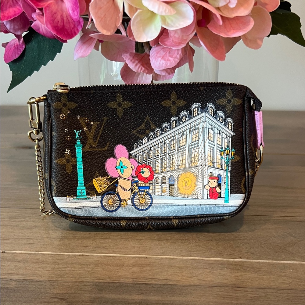 Louis Vuitton Monogram Pouch with Vibrant PARIS City Design